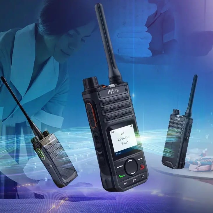 Personal de hotel con radios Hytera